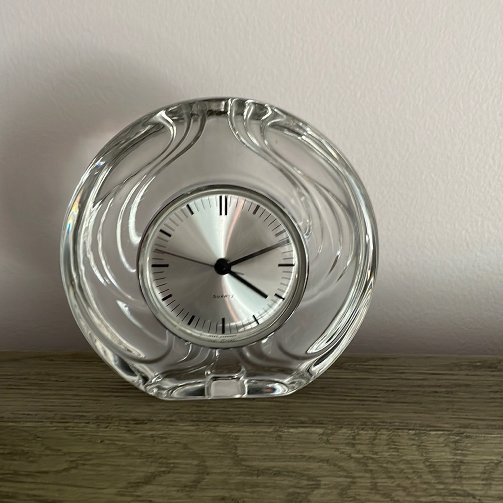 BEAUTIFUL QUARTZ CLOCK ❤️❤️❤️